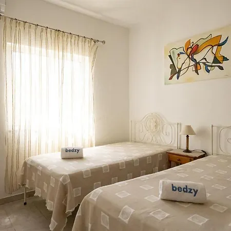 Monte Bixo - Free Wifi . Swimmning Pool - By Bedzy * Assumadas